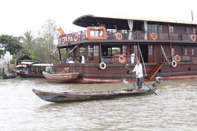 Ho Chi Minh: Mekong Delta Cai Be Floating Market Day Tour - Experiencing Local Life and Culture