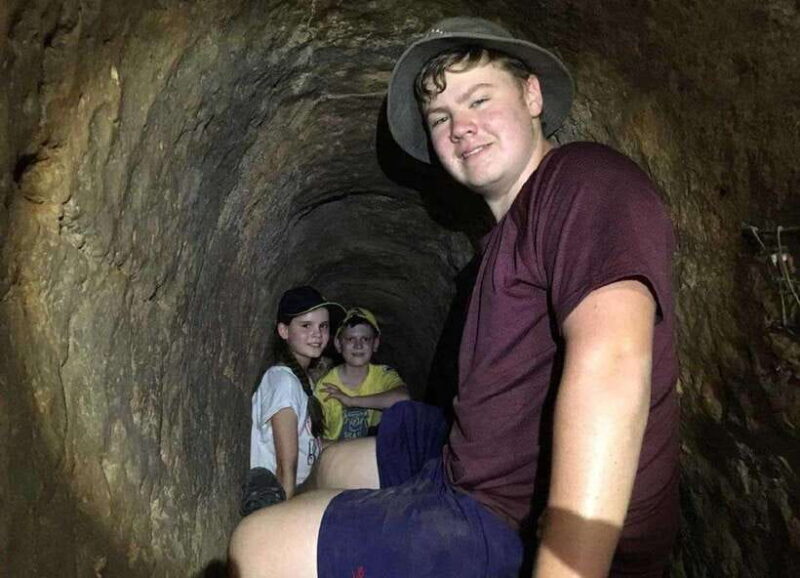 Ho Chi Minh: Private Cu Chi Tunnels Tour With Transfer - Historical Documentary and Guided Tour
