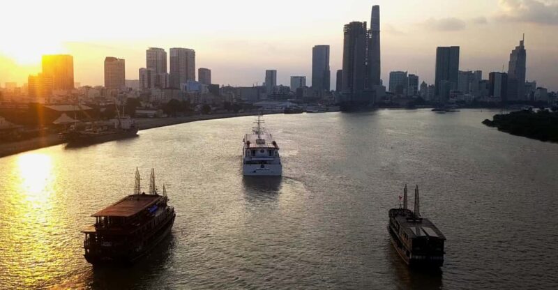 Ho Chi Minh: Saigon River Cruise With Buffet Dinner - Experience and Highlights