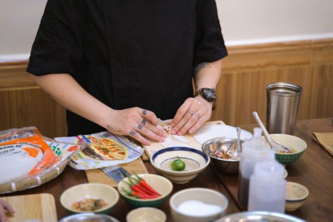 Ho Chi Minh: Traditional Vietnamese Cooking Class - Culinary Journey Through Saigon