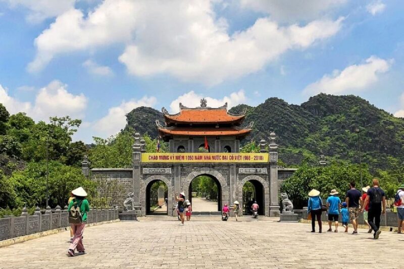 Hoa Lu and Tam Coc in Ninh Binh Full Day Tour - Tour Schedule