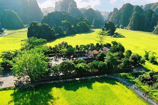 Hoa Lu Tam Coc Full-Day DELUXE Tour Including BUFFET LUNCH & River Boat Ride - Additional Information