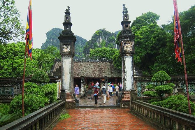 Hoa Lu - Tam Coc Full Day Tour: Boating; Biking, Buffet Lunch - Additional Information