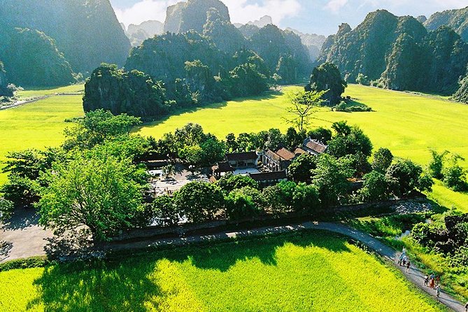 Hoa Lu Tam Coc Full Day Tour: Small Group Tour & Buffet Lunch - Booking Information and Customer Support