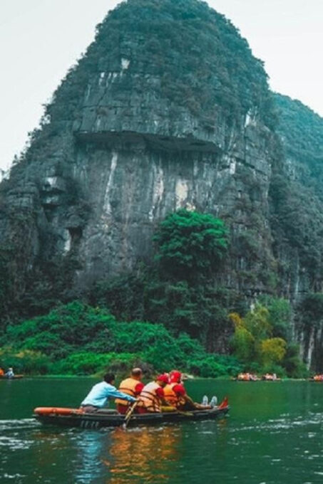 HOA LU - TAM COC - FULL DAY TRIP BY LIMOUSINE From HA NOI - Dining Options