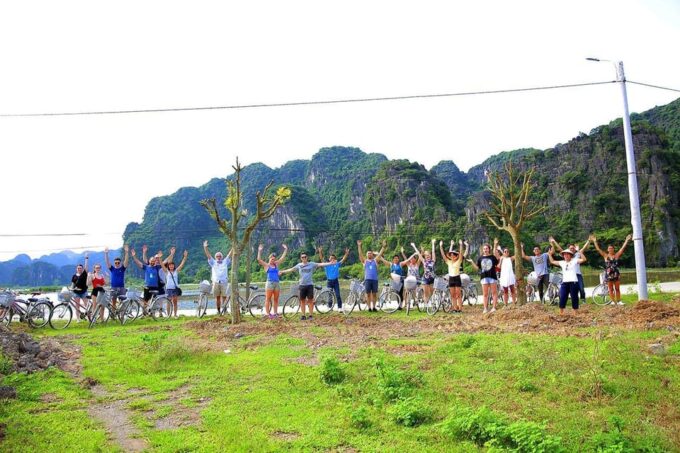 Hoa Lu Tam Coc Mua Cave 1 Day Tour - Prohibited Items