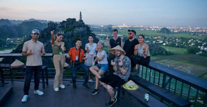 Hoa Lu - Tam Coc - Mua Cave / Limousine Transfer - Mua Cave Hike and Views