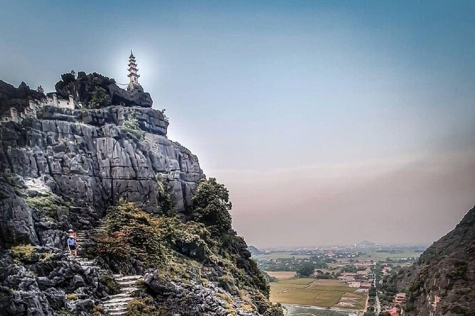 Hoa Lu, Tam Coc, Mua Cave Via Bike & Boat - Top Rated Tours 1 Day - Buffet Lunch Options