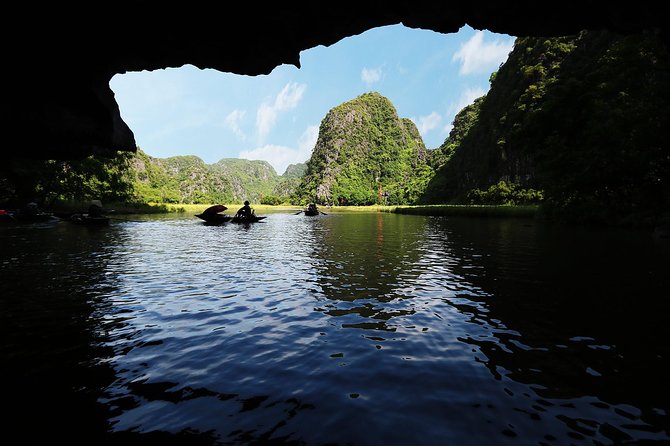Hoa Lu - Tam Coc - Ninh Binh, Cycling, Local Family Visit, Small Group Tour - Cycling and Sightseeing