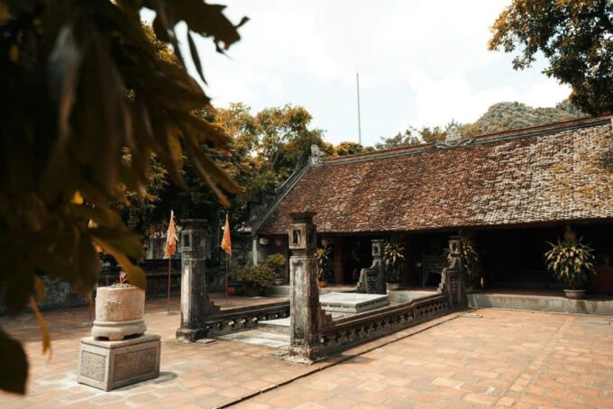 Hoa Lu - Trang An-Mua Cave Full Day With Buffet Lunch - Important Information