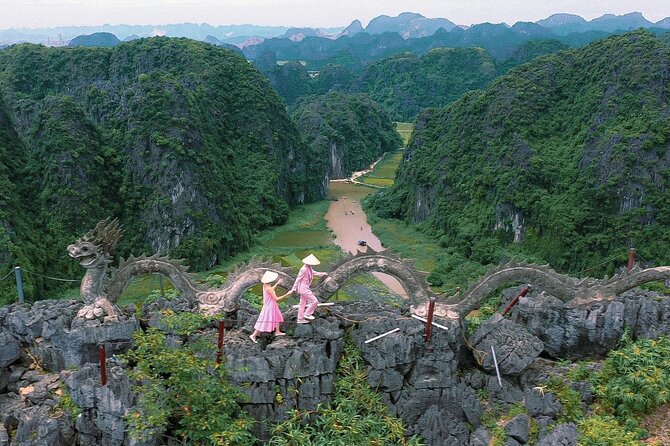 Hoa Lu - Trang An - Mua Cave - LIMOSINE TRANFSER - Destination Highlights
