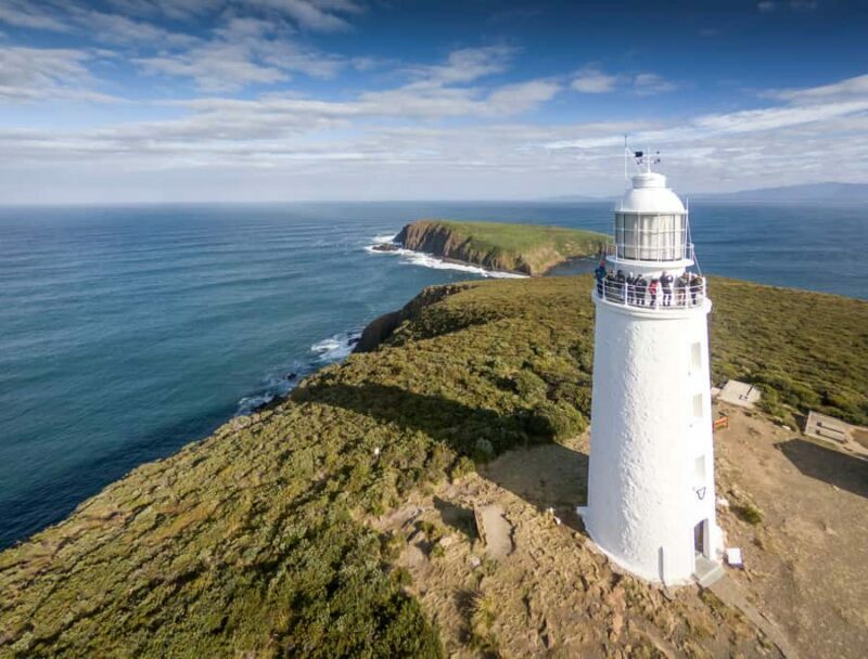 Hobart: Bruny Island Tour with Hotel Lunch & Lighthouse Tour - Key Points
