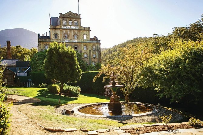 Hobart City and Surroundings Private Charter Service - Knowledgeable Guides