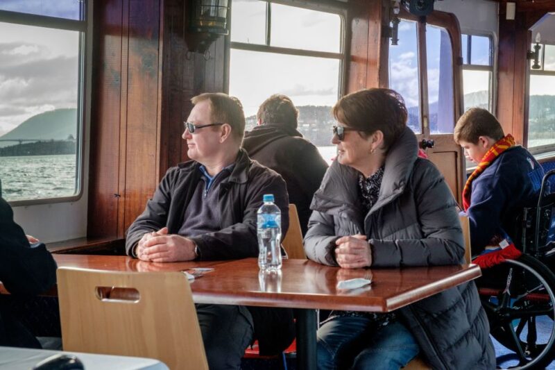 Hobart: Historic Lunch Cruise - Live Commentary