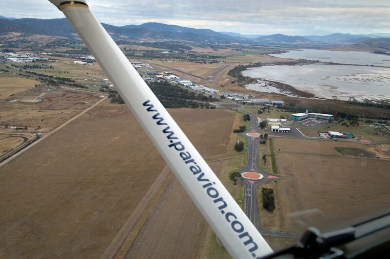 Hobart: Introductory Flying Lesson - Panoramic City Vistas