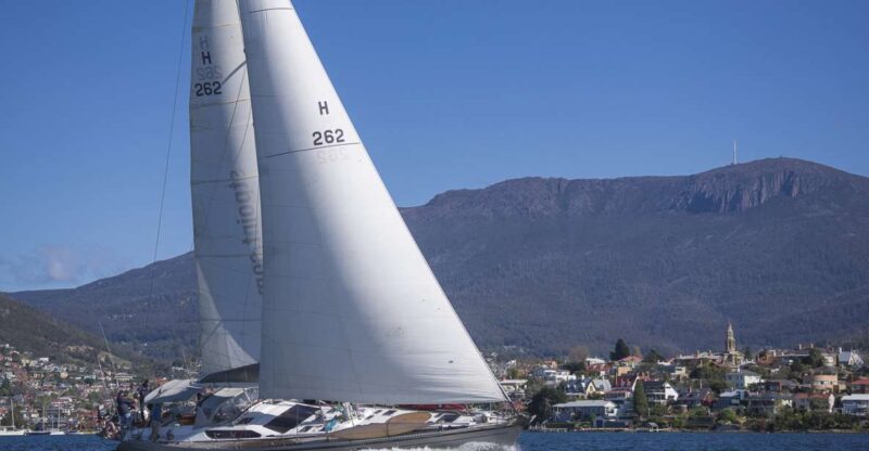 Hobart: Luxury Yacht Scenic Sailing Tour With Snacks - Sailing Participation