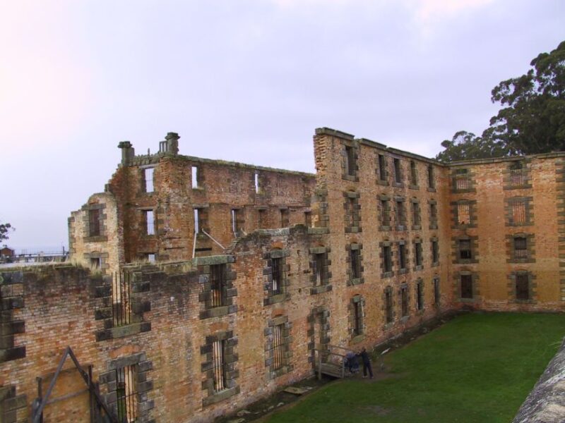 Hobart: Port Arthur & Tasman Park Full-Day Trip With Cruise - Richmond Bridge Stop