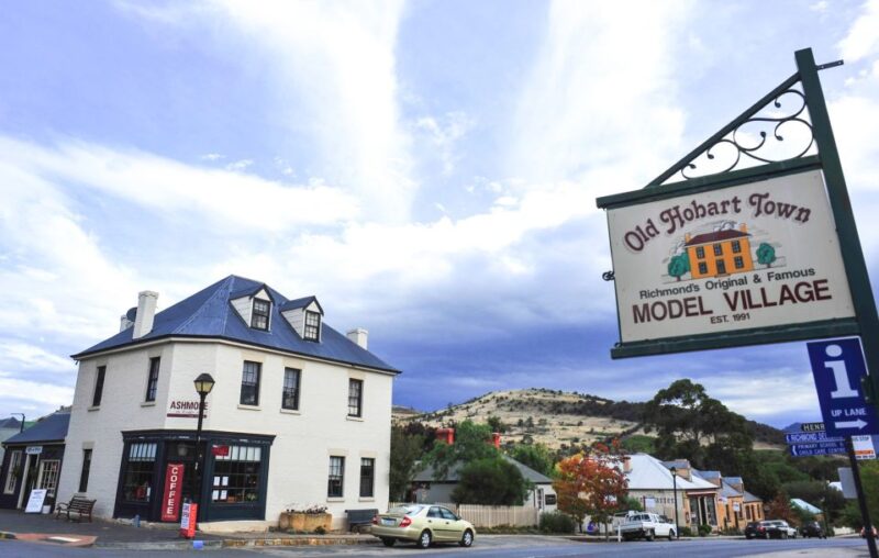 Hobart: Richmond Village Shuttle - Travel Experience