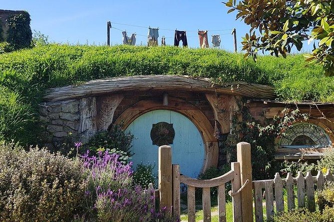 Hobbiton Movie Set and Waitomo Caves Full Day Tour From Auckland - Inclusions