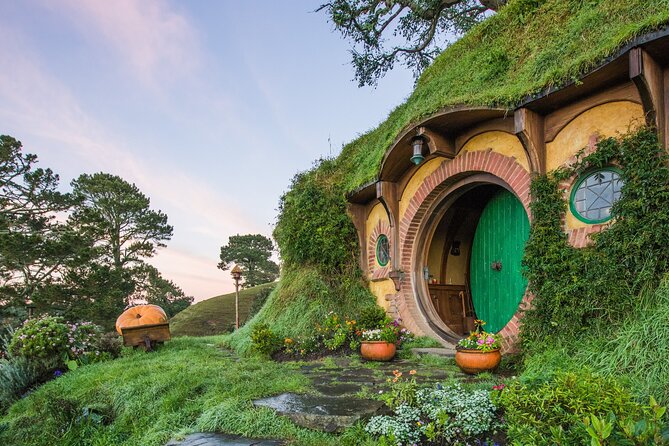 Hobbiton Movie Set Experience: Private Tour From Auckland - Capturing the Perfect Hobbit Moments
