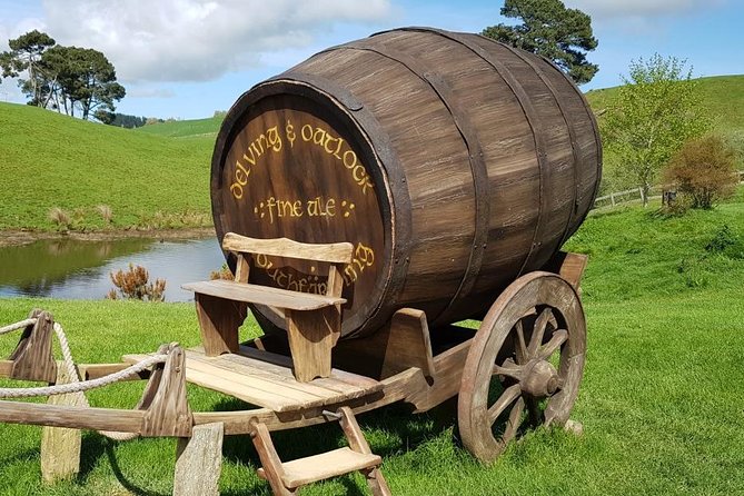 Hobbiton Movie Set Luxury Private Tour From Auckland - Traveler Expectations