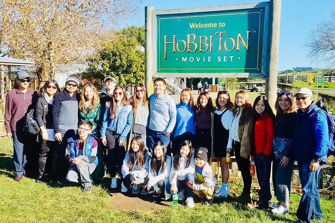 Hobbiton Movie Set Small Group Fully Guided Day Tour From Auckland - Exploring Filming Locations