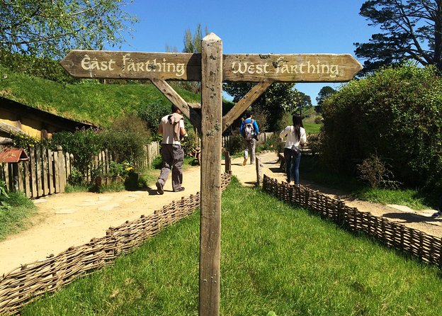 Hobbiton Movie Set Tour With Lunch From Auckland - Accessibility and Requirements