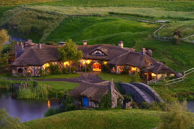 Hobbiton™ Movie Set Walking Tour From Shires Rest - Tour Guide Expertise