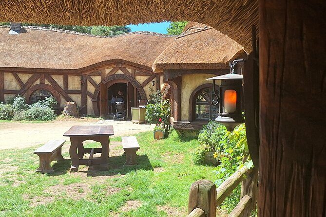 Hobbiton Small group Tour from Tauranga Port - FAQ