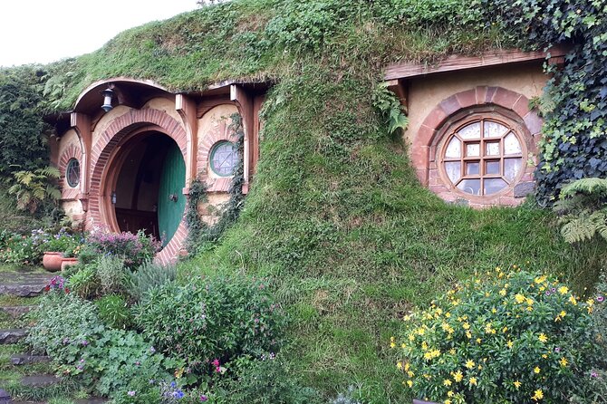 Hobbiton Transport & Tauranga Highlights Excursion From Tauranga - Meeting and Pickup