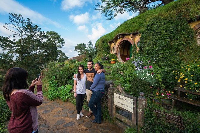 Hobbiton & Waitomo Caves Small Group Tour From Auckland - Additional Information
