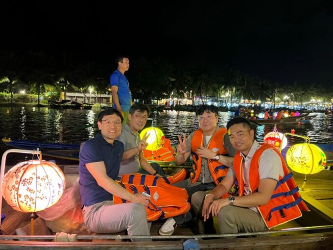 Hoi An: 3-Day 2-Night Explore My Son, Hue and Hoi an Town - Savoring Traditional Hue Cuisine