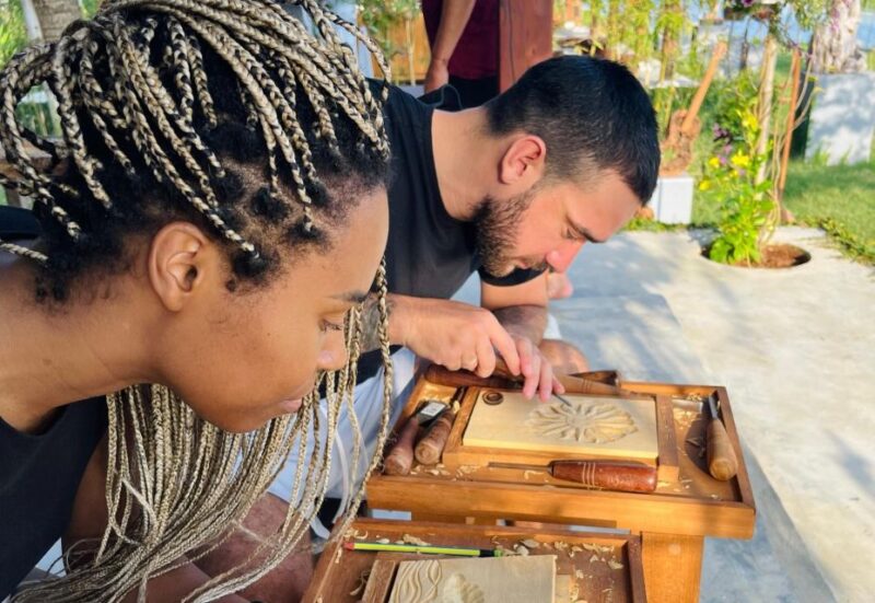 Hoi An: 3-Hour Wood Carving Class With Local Artist - Location and Meeting Point
