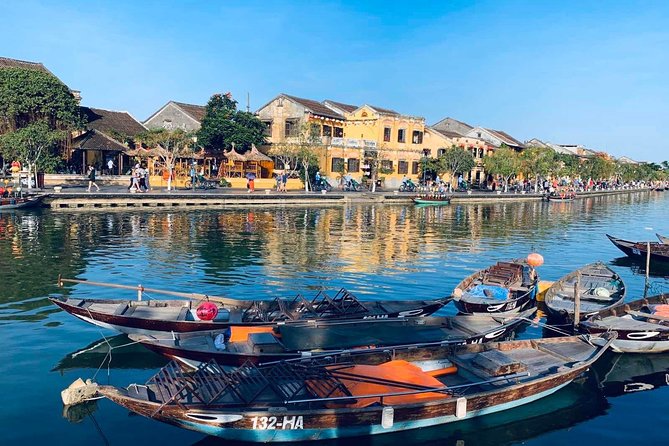 Hoi An Ancient Town Guided Walking Tour - Exploring Hoi Ans Architecture