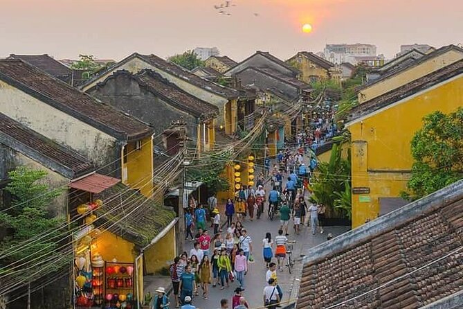 Hoi An Ancient Town Guided Walking Tour - Tour Guide Expertise