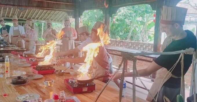 Hoi an : Basket Boat Ride & Cooking Class With Market Tour - Cooking Authentic Vietnamese Dishes