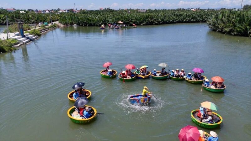 Hoi An: Basket Boat Tour, Singing Karaoke and Fishing Crabs - Inclusions and Amenities