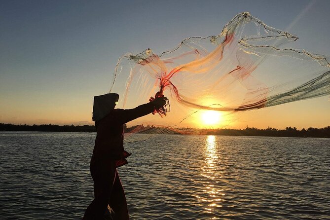 Hoi an Basket Boat Tour With Seafood Lunch at Fishing Family - Booking Information