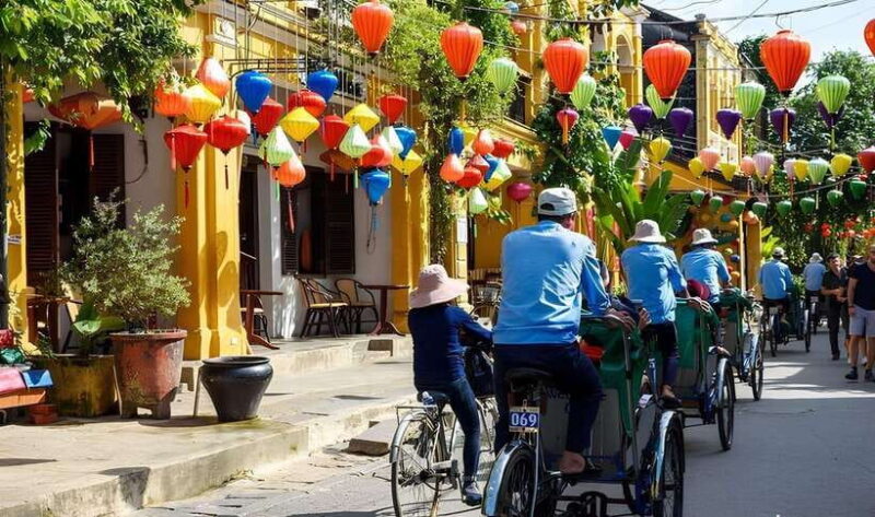 Hoi an Boat Ride With Flower Lantern Ceremony - Cultural Experiences
