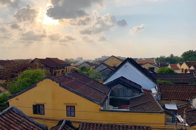 Hoi an by Night With Boat Trip and Foot Massage - Lantern-Lit Night Market