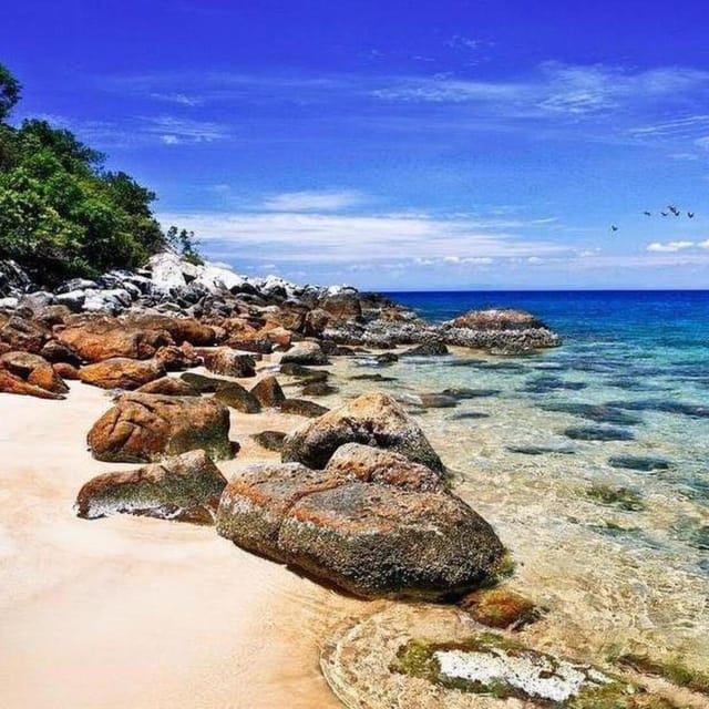Hoi An: Cham Island Snorkeling and Sightseeing Tour - Prohibited Items