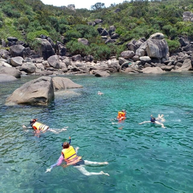 Hoi An: Cham Islands Snorkeling Trip by Speedboat With Lunch - Group Size and Language