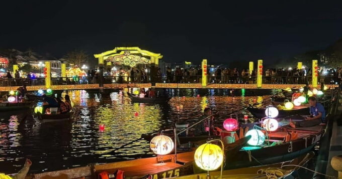 Hoi An City Tour - Boat Ride & Release Flower Lantern - Boat Ride and Lantern Release on Hoai River