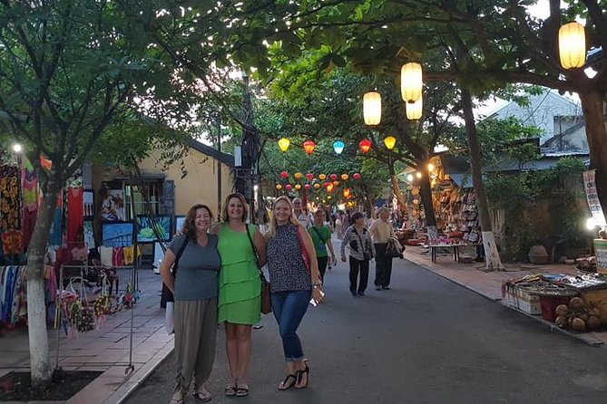 Hoi an City Tour by Trishaw- Walking With Night Market- Boat Ride - Customer Feedback and Insights