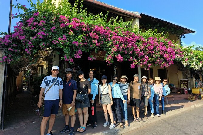 Hoi an Coconut Boat and Hoi an Ancient Town Tour - Meeting and Pickup