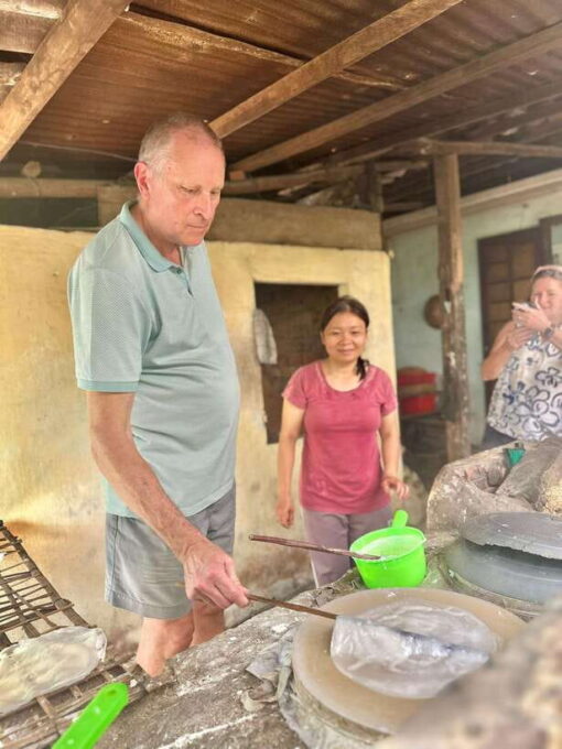 Hoi An: Countryside Bike Tour to Kim Bong Village - Dining Options in Kim Bong Village