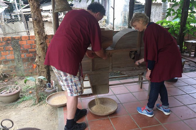 Hoi an Countryside Biking - Basket Boat - Vegetable Village - Local Home Cooking - Vegetable Farming and Cooking