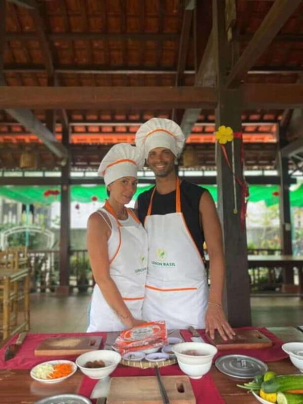 Hoi An: Countryside Biking- Cooking Class in Tra Que Village - Cooking Class Experience