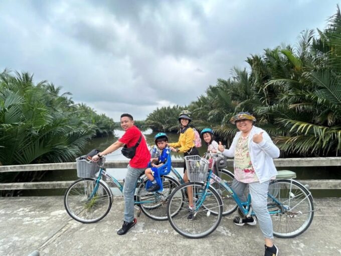Hoi An: Countryside Biking Handicraft Villages Halfday Tour - Sample Local Foods