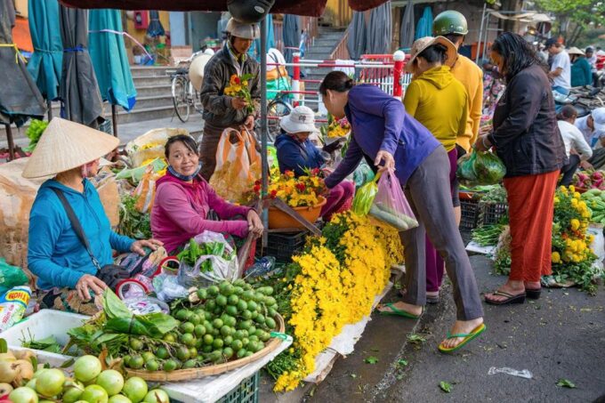 Hoi An: Customs and Tradition Tour With Vegetarian Dinner - Important Details